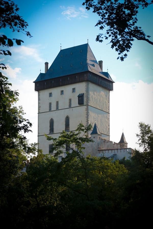 Penzion Карлштейн Экстерьер фото